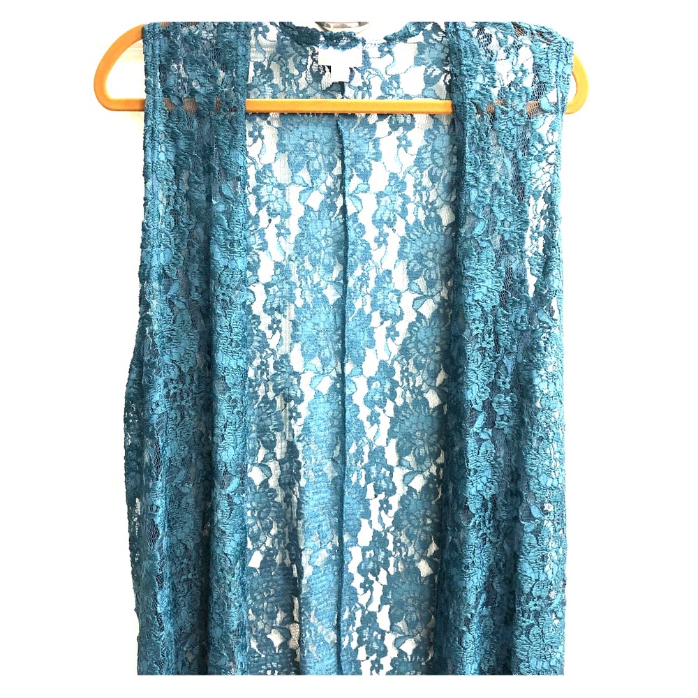 Joy stretch lace duster vest
